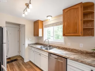 Photo #1: 22307945 Listing 