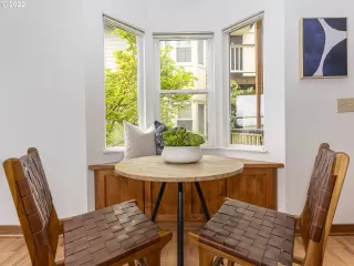 Photo #6: 22307970 Listing