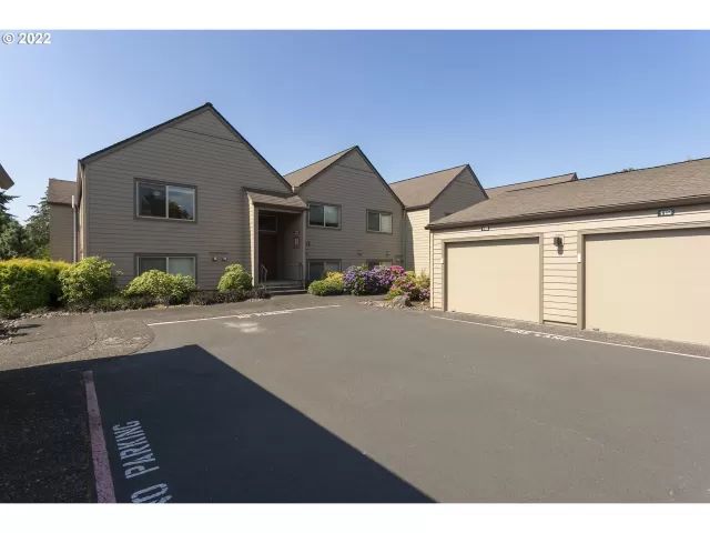 MLS: 22308725 Condo For Sale