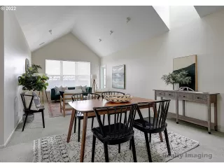 Photo #6: 22309577 Listing 