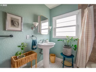 Photo #1: 22310225 Listing 