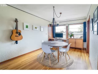Photo #3: 22310225 Listing 