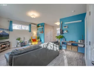 Photo #3: 22310267 Listing