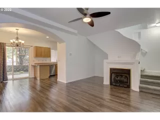 Photo #6: 22310568 Listing 