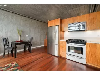 Photo #3: 22311023 Listing