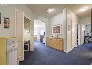 Photo #2: 22311070 Listing