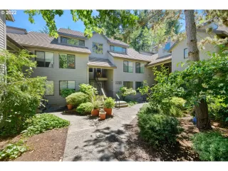 Photo #1: 22311084 Listing