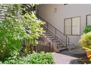 Photo #2: 22311084 Listing