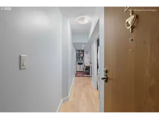 Photo #3: 22313119 Listing 