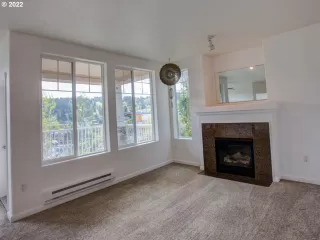 Photo #6: 22314093 Listing 