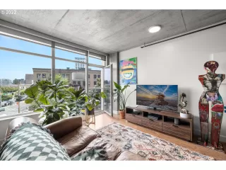 Photo #3: 22314139 Listing