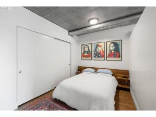 Photo #6: 22314139 Listing