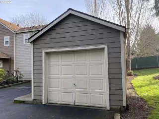 Photo #2: 22314990 Listing 