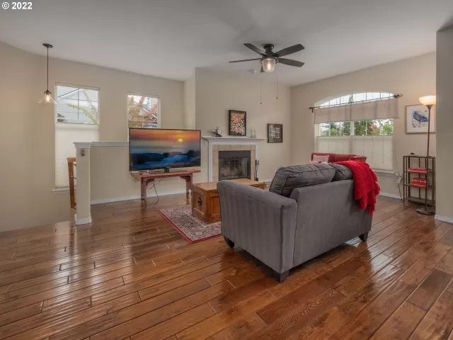 MLS: 22315220 Condo For Sale