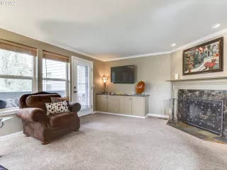 Photo #1: 22315333 Listing