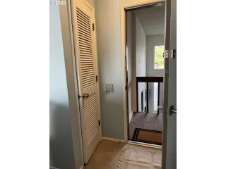 Photo #6: 22316075 Listing 