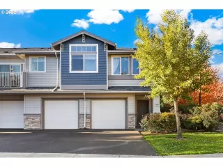 Photo #2: 22316282 Listing 