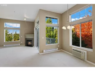 Photo #6: 22316282 Listing 