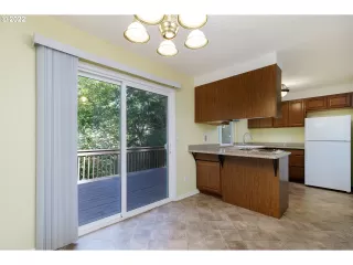 Photo #2: 22317063 Listing