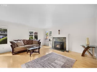 Photo #3: 22317646 Listing 