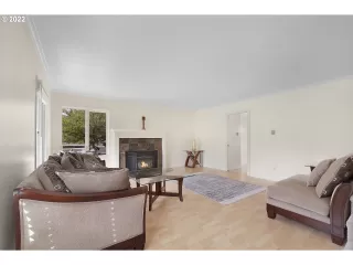 Photo #4: 22317646 Listing 