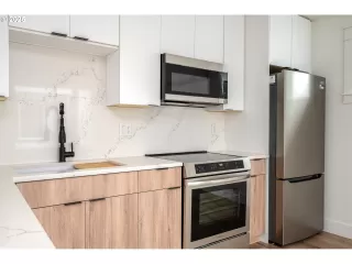 Photo #4: 223178529 Listing 