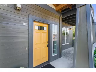 Photo #6: 22317861 Listing 