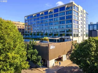 Photo #2: 22318675 Listing 