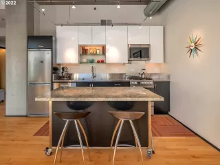 Photo #5: 22318675 Listing 