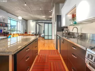 Photo #6: 22318675 Listing 