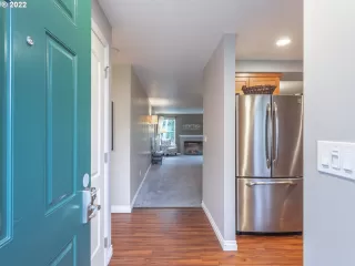 Photo #2: 22320091 Listing 