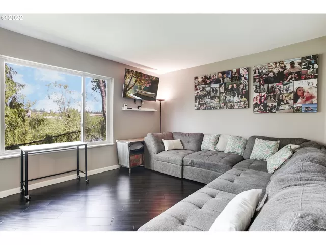 MLS: 22320147 Condo For Sale