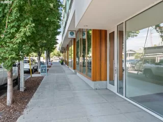 Photo #1: 22320560 Listing 