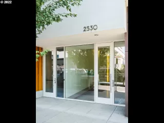 Photo #2: 22320560 Listing 