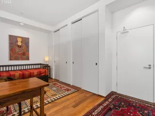 Photo #5: 22320560 Listing 