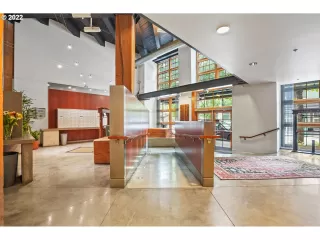 Photo #1: 22321286 Listing 