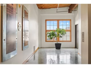 Photo #5: 22321286 Listing 