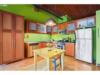 Photo #6: 22321286 Listing 