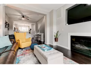 Photo #5: 22322617 Listing 