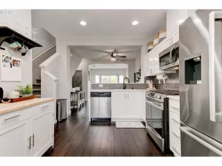 Photo #6: 22322617 Listing 