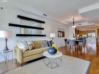 Photo #6: 22323306 Listing