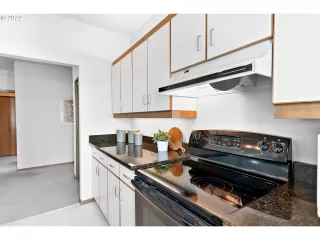 Photo #3: 22324638 Listing 