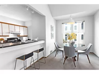 Photo #6: 22324638 Listing 