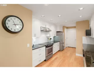 Photo #3: 22324745 Listing 