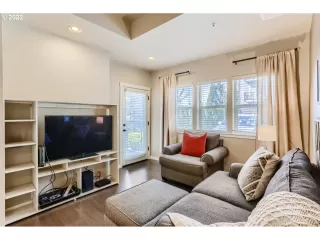 Photo #5: 22325840 Listing