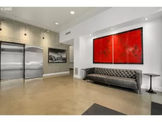 Photo #4: 22326335 Listing