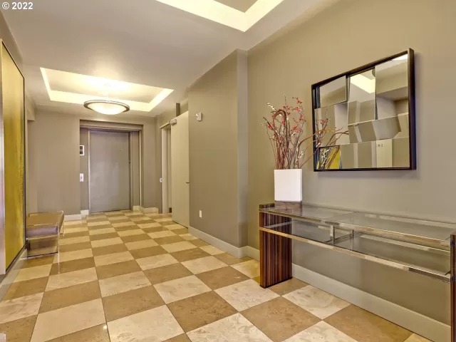 MLS: 22326349 Condo For Sale