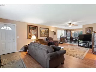 Photo #3: 22327022 Listing