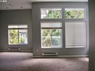 Photo #5: 22327594 Listing