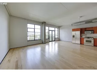 Photo #5: 22327814 Listing 